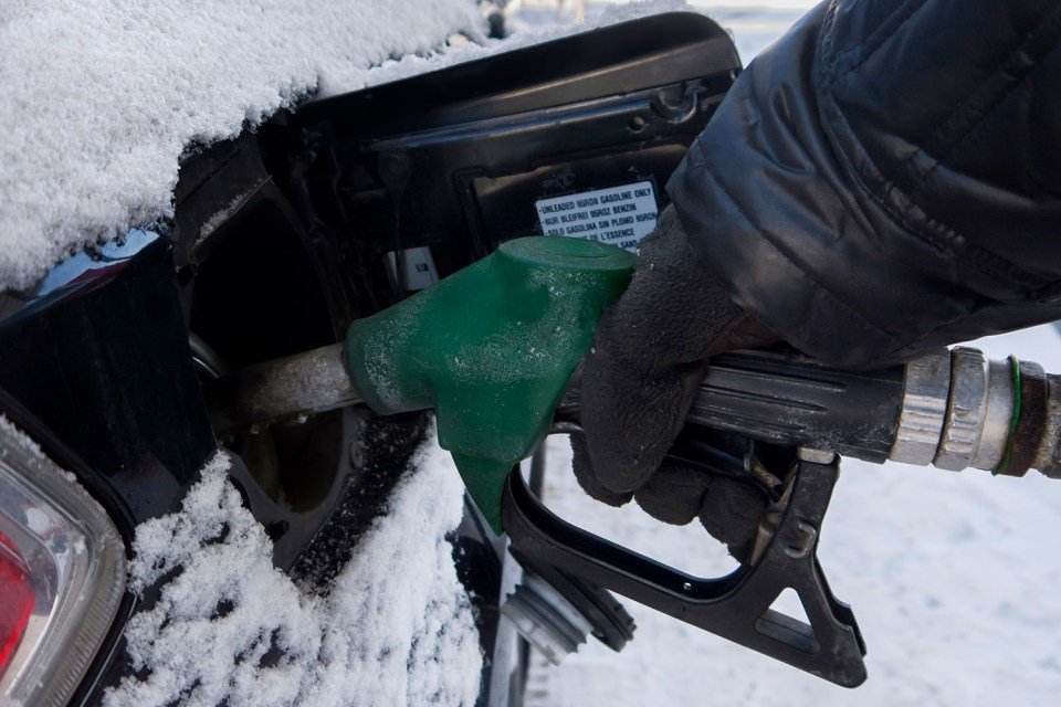 How To Unfreeze A Gas Tank Door: Quick and Easy Solutions