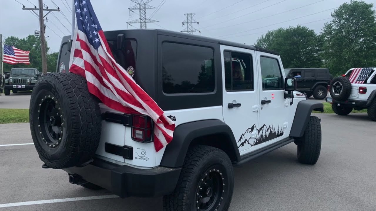 How To Put Flag On Jeep Wrangler: Easy Step-by-Step Guide