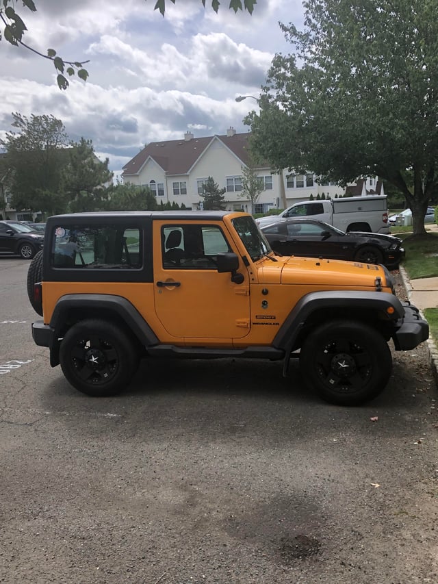 Why Does My Jeep Burn Oil? Common Causes and Easy Fixes