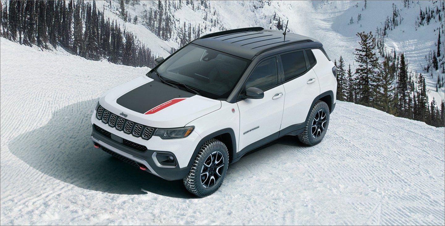 What Is The Safest Jeep? Top Models Ranked for Safety
