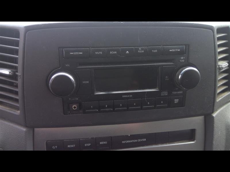 How To Reset Jeep Grand Cherokee Radio: Quick & Easy Guide