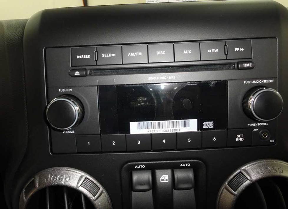 Does A 2014 Jeep Wrangler Have Bluetooth? Full Feature Guide