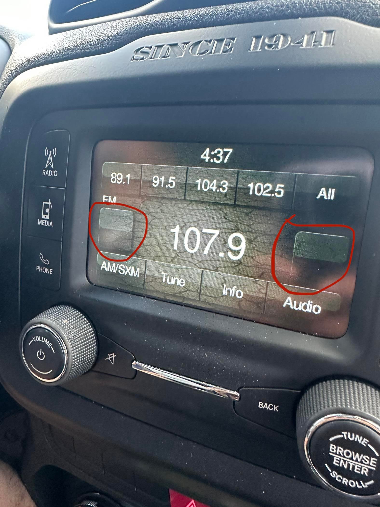 How To Reset Jeep Renegade Radio: Easy Step-by-Step Guide