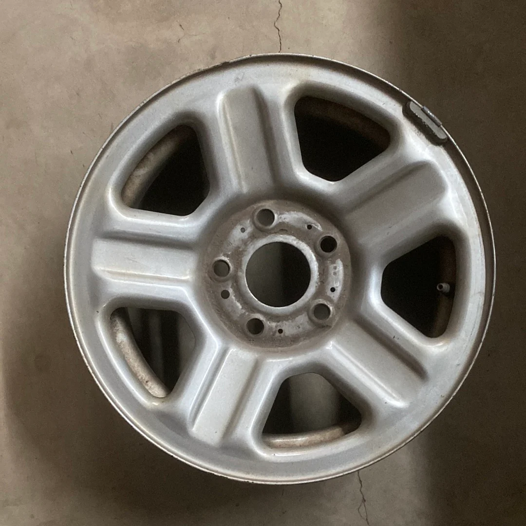 How Many Lugs On A Jeep Wrangler: Essential Facts Explained How Many Lugs On A Jeep Wrangler: Essential Facts Explained