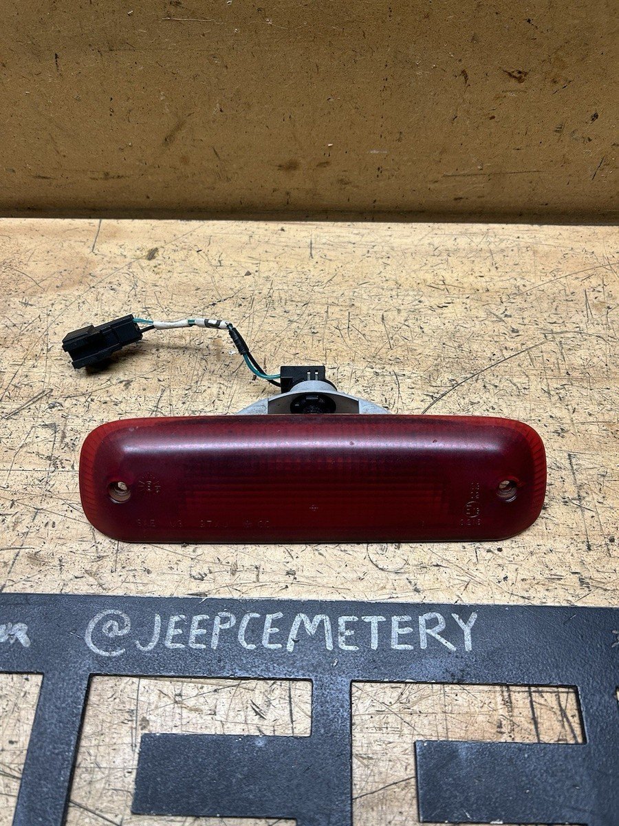 What Brake Light Bulb For 2001 Jeep Cherokee: Ultimate Guide
