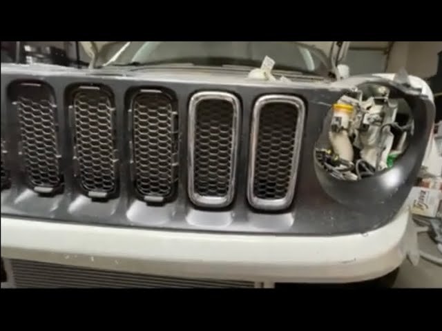 How To Remove Jeep Renegade Grill Inserts Easily and Safely How To Remove Jeep Renegade Grill Inserts Easily and Safely