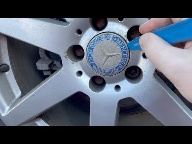 How To Remove Jeep Center Caps: Quick and Easy Guide How To Remove Jeep Center Caps: Quick and Easy Guide