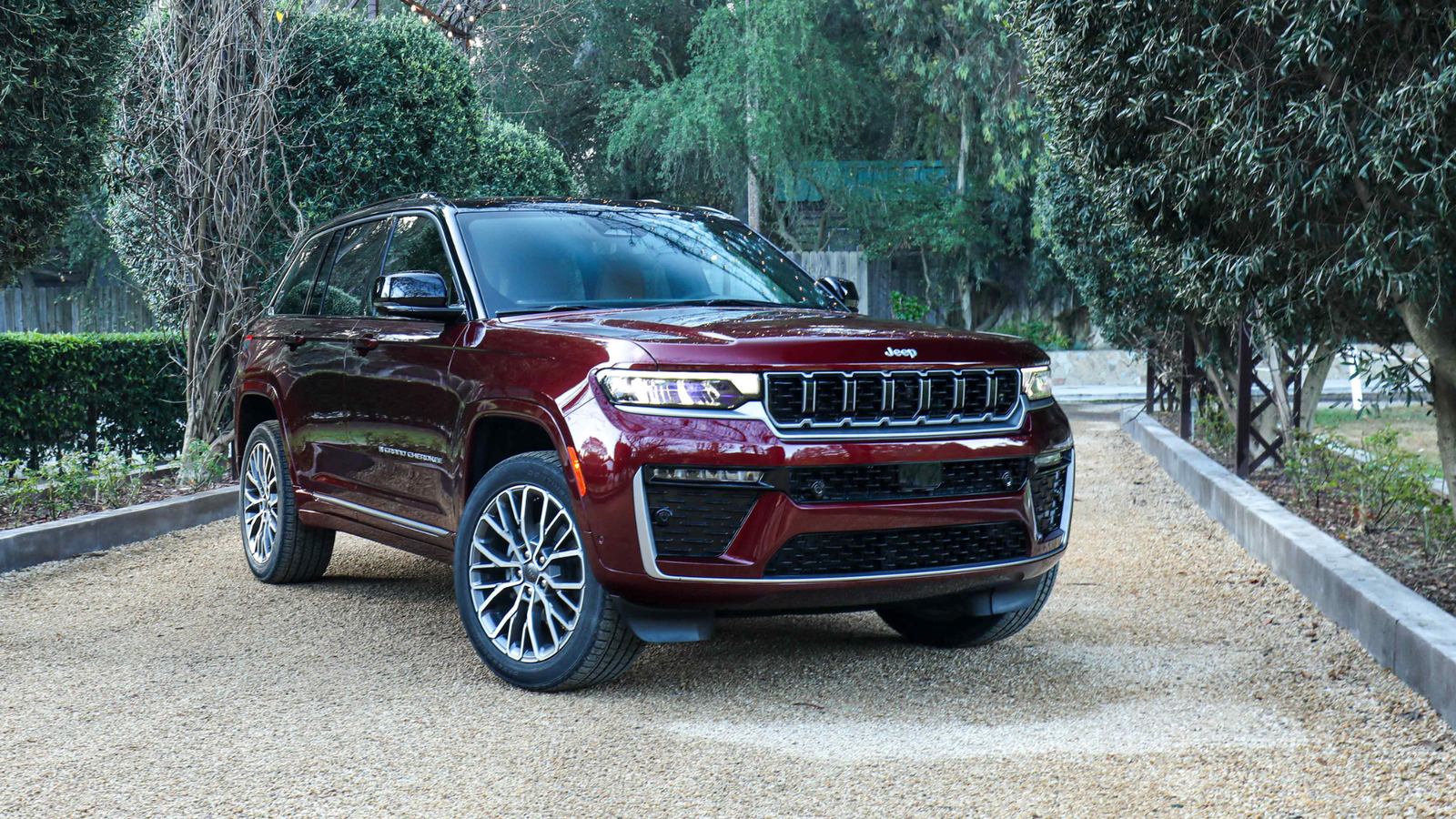 Comparison Of Jeep Steering Wheels: Which One Is Best for You?