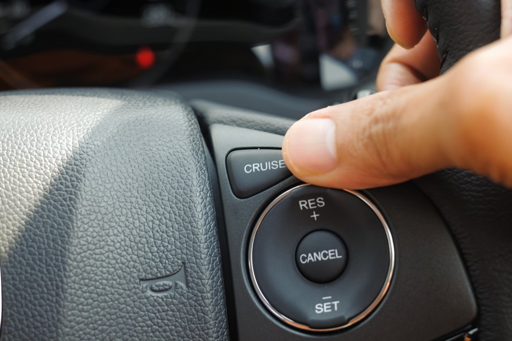 How To Use Cruise Control Jeep Compass: Easy Step-by-Step Guide How To Use Cruise Control Jeep Compass: Easy Step-by-Step Guide