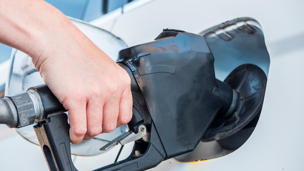How To Open Fuel Tank In Jeep Compass: Quick & Easy Guide How To Open Fuel Tank In Jeep Compass: Quick & Easy Guide