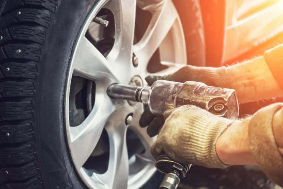 How To Change Jeep Wrangler Tire: Step-by-Step Guide for Beginners How To Change Jeep Wrangler Tire: Step-by-Step Guide for Beginners