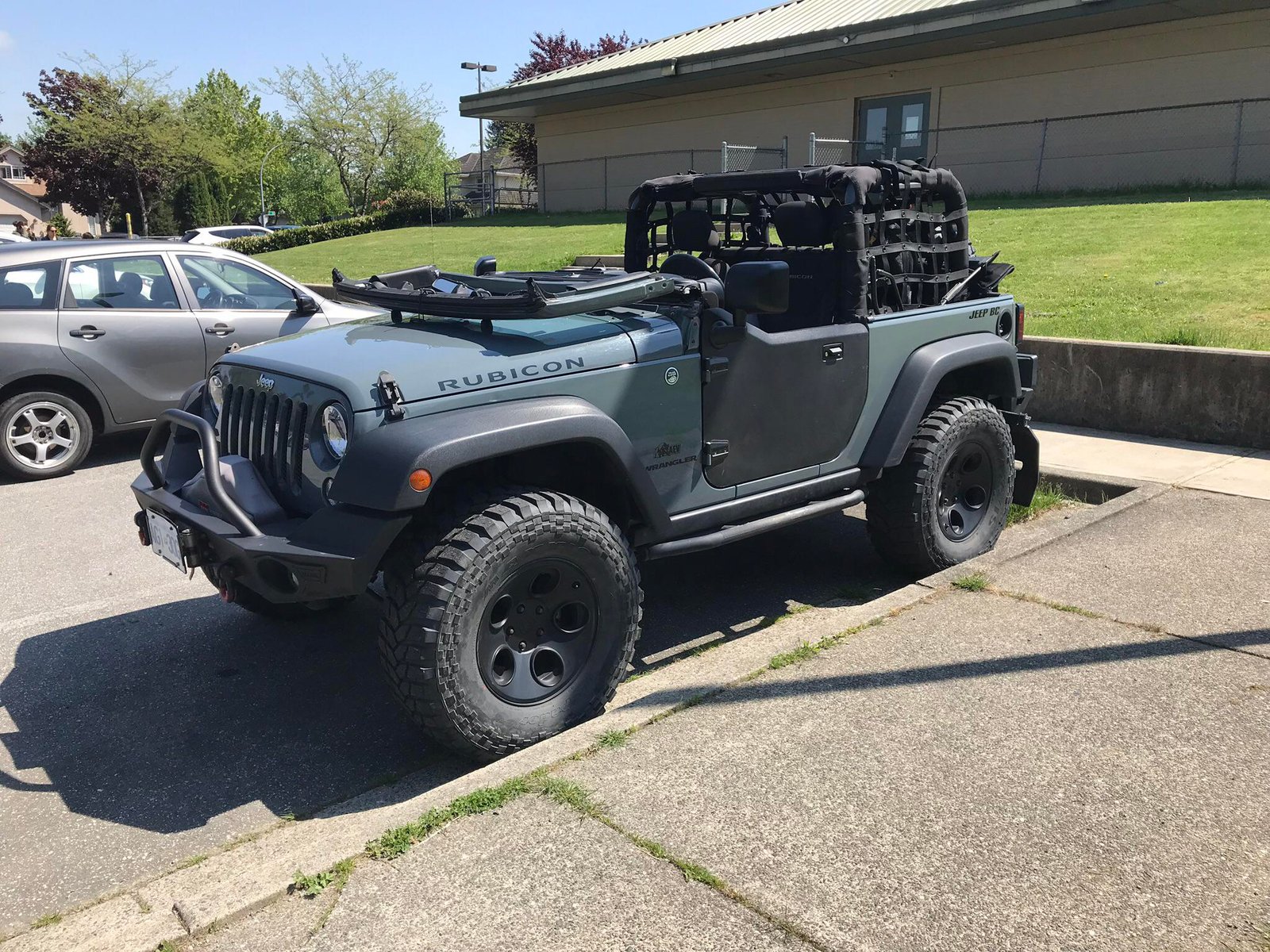 How To Fold Down Windshield On Jeep Wrangler JK: Easy Guide How To Fold Down Windshield On Jeep Wrangler JK: Easy Guide