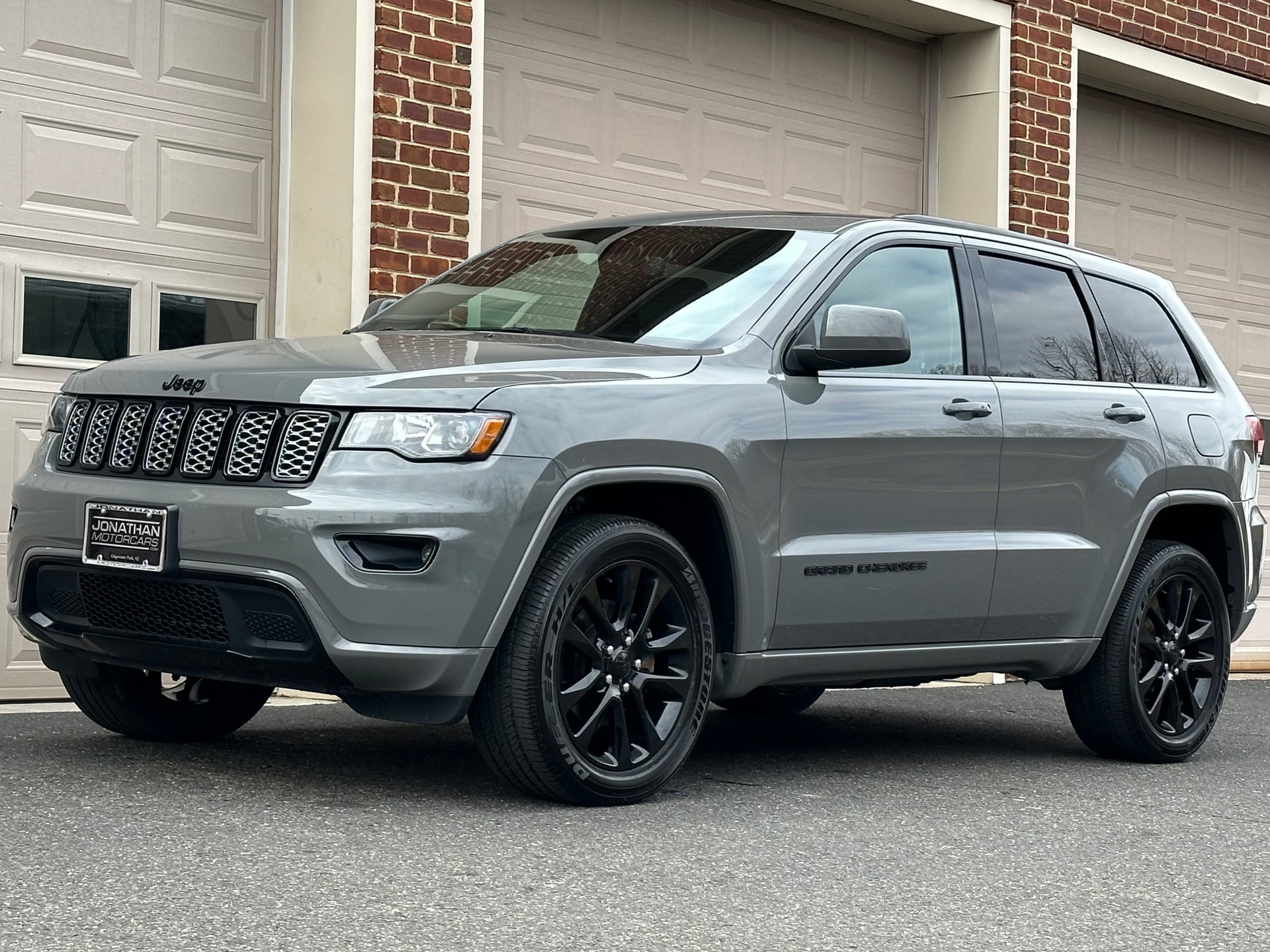 What Is A Jeep Cherokee Altitude What Is A Jeep Cherokee Altitude? Features, Specs & Benefits