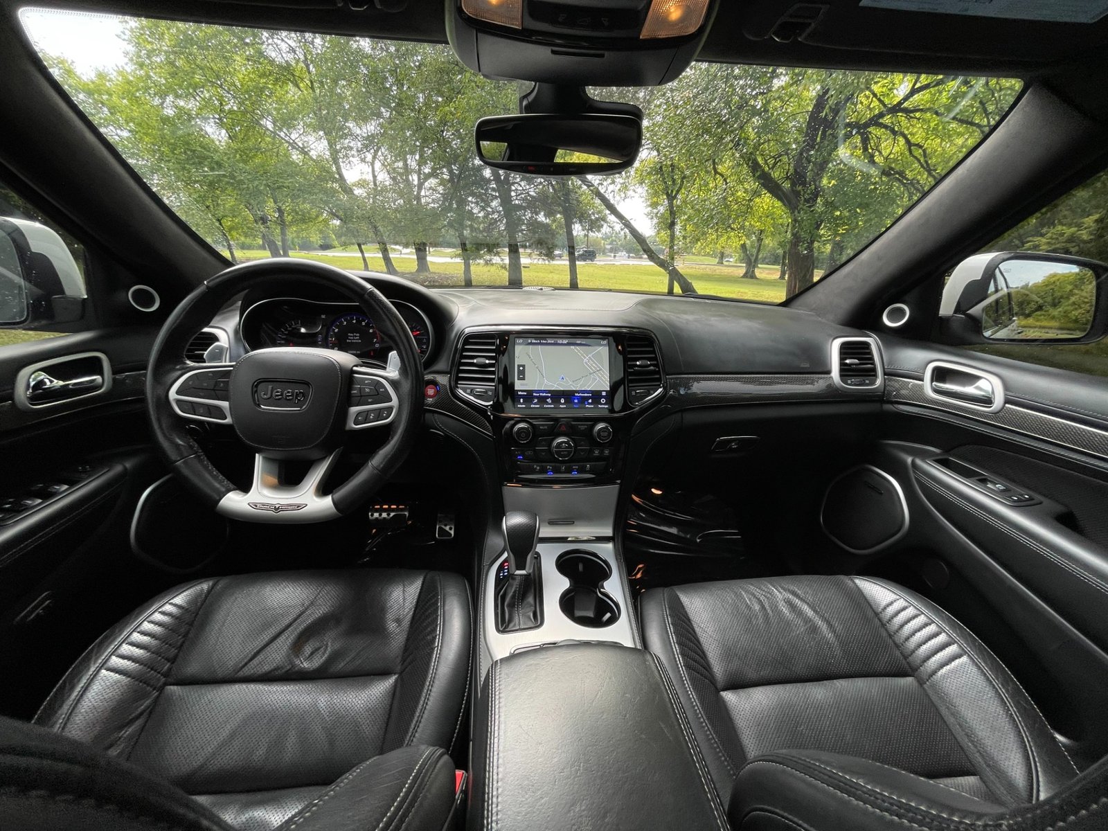 How To Mirror iPhone to Jeep Grand Cherokee: Easy Setup Guide