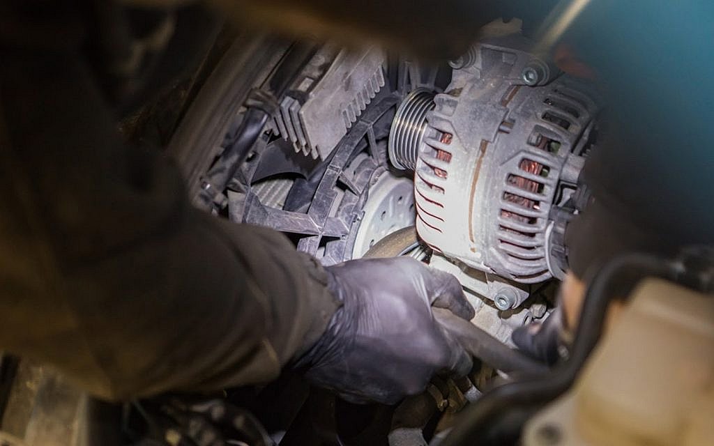 How To Fix A Wet Alternator: Step-by-Step Repair Guide