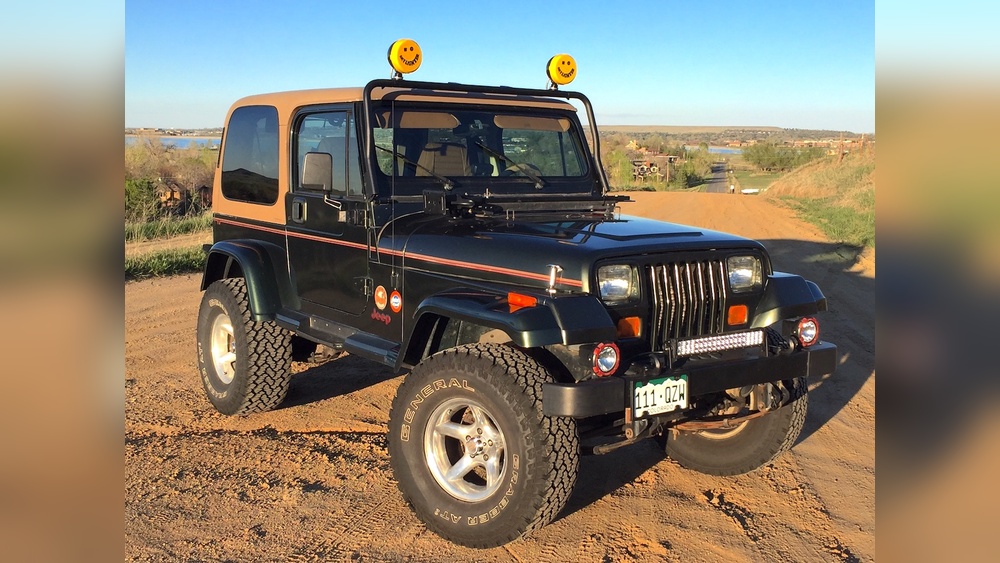 What Jeep Has Square Headlights? Models, Years & Key Features what jeep has square headlights