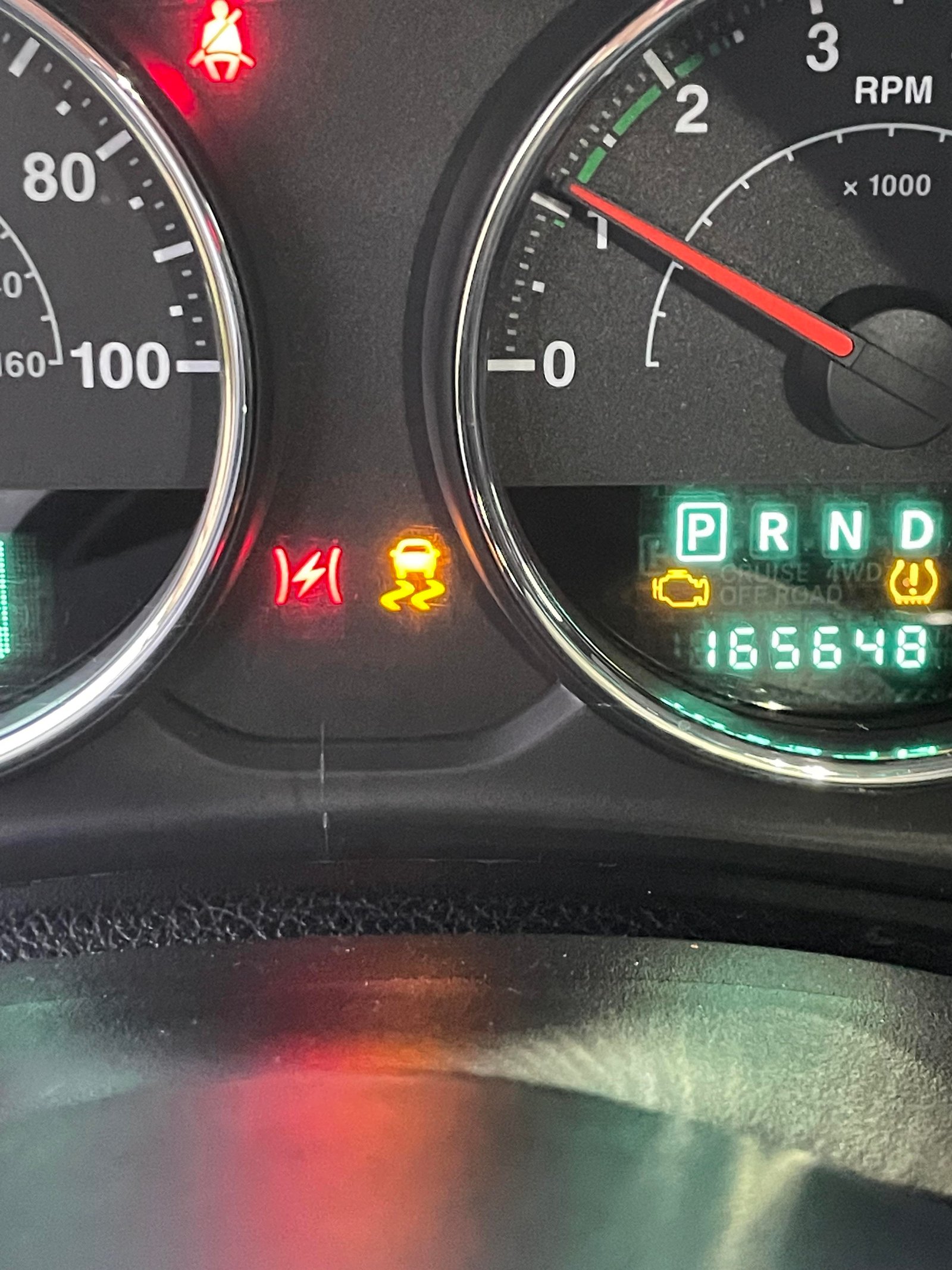 Lightning Bolt Warning Light Jeep: Causes, Fixes & Safety Tips Lightning Bolt Warning Light Jeep: Causes, Fixes & Safety Tips