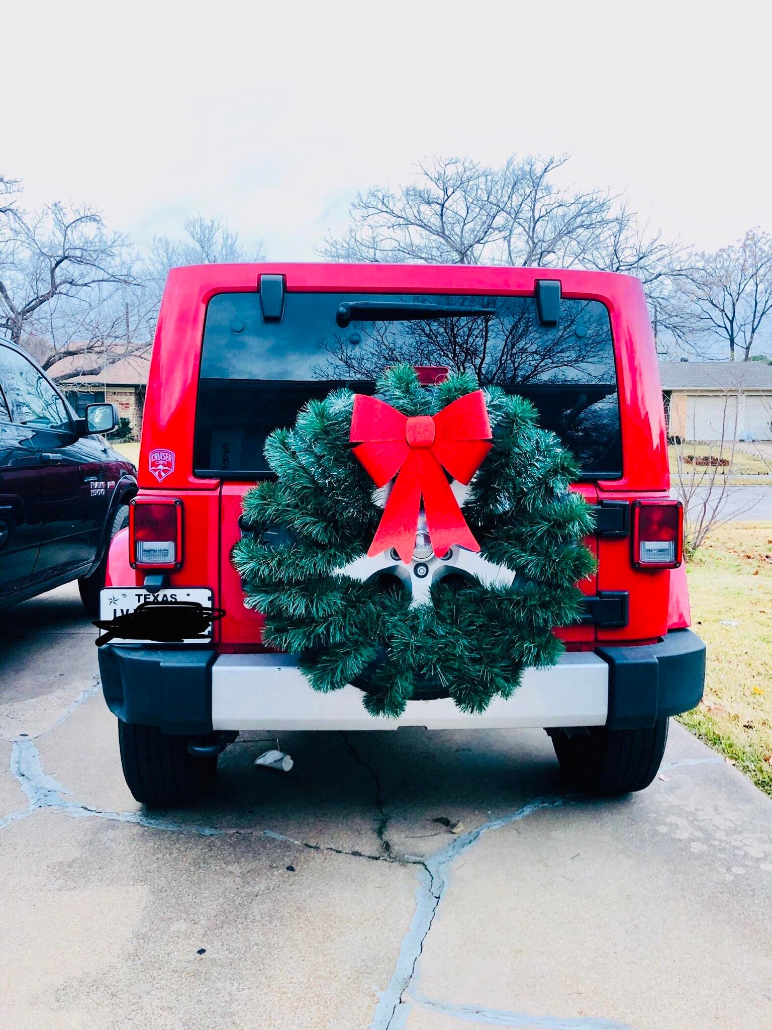 How To Decorate My Jeep For Christmas: Festive Ideas & Tips How To Decorate My Jeep For Christmas: Festive Ideas & Tips
